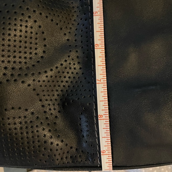 Black Leather Coach Shoulder Bag - Picture 11 of 11